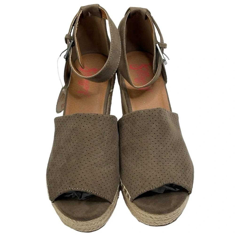 Comfort Fit Jellypop Beige Rafia 4”Wedge Heel Sandals Adjust Ankle Strap Sz. 8.5